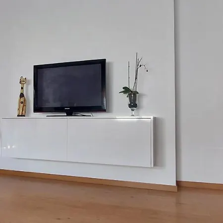 Casa Xoubina * Mos