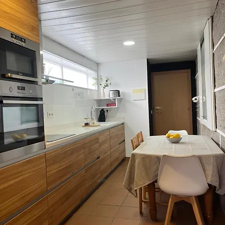 Casa Xoubina * Mos